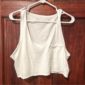 Aerie breezy linen pocket v neck tank top in size m
